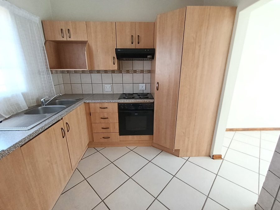 To Let 2 Bedroom Property for Rent in Hillside Free State